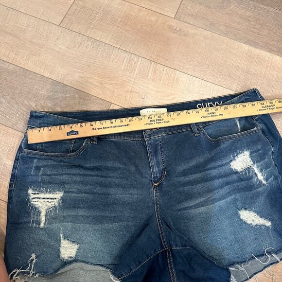 SLINK JEANS BLUE DENIM SHORTS CURVY SIZE 24 - Picture 3 of 7